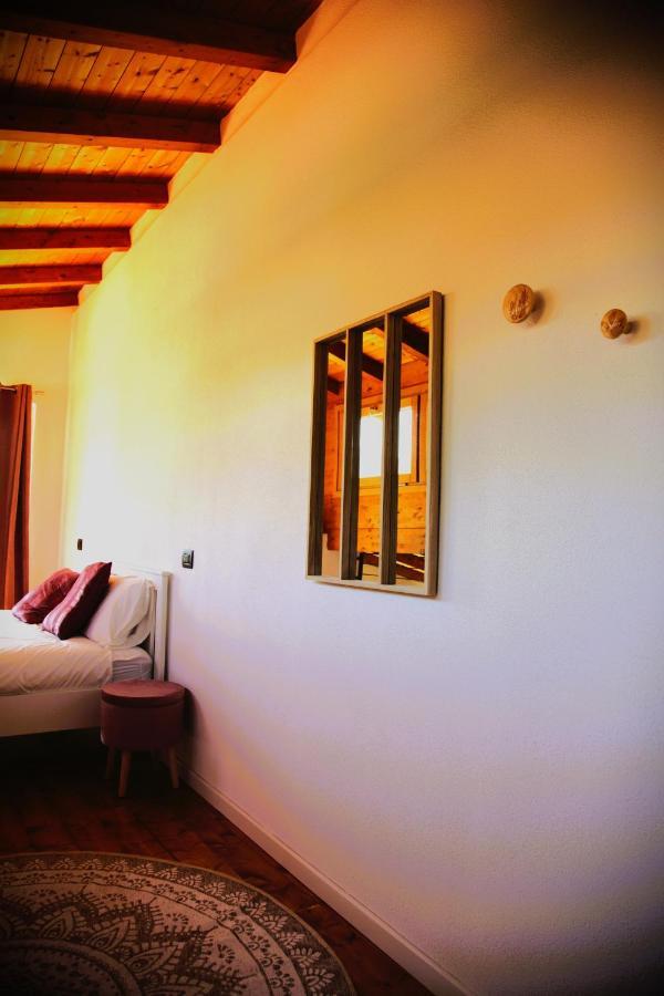 Our Happy Place - Casa Vacanze Per Il Viaggiatore Slow Mandello del Lario Exterior photo